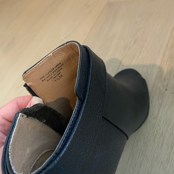 Splendid Jojo Peep Toe Heeled Booties - Picture 4 of 8